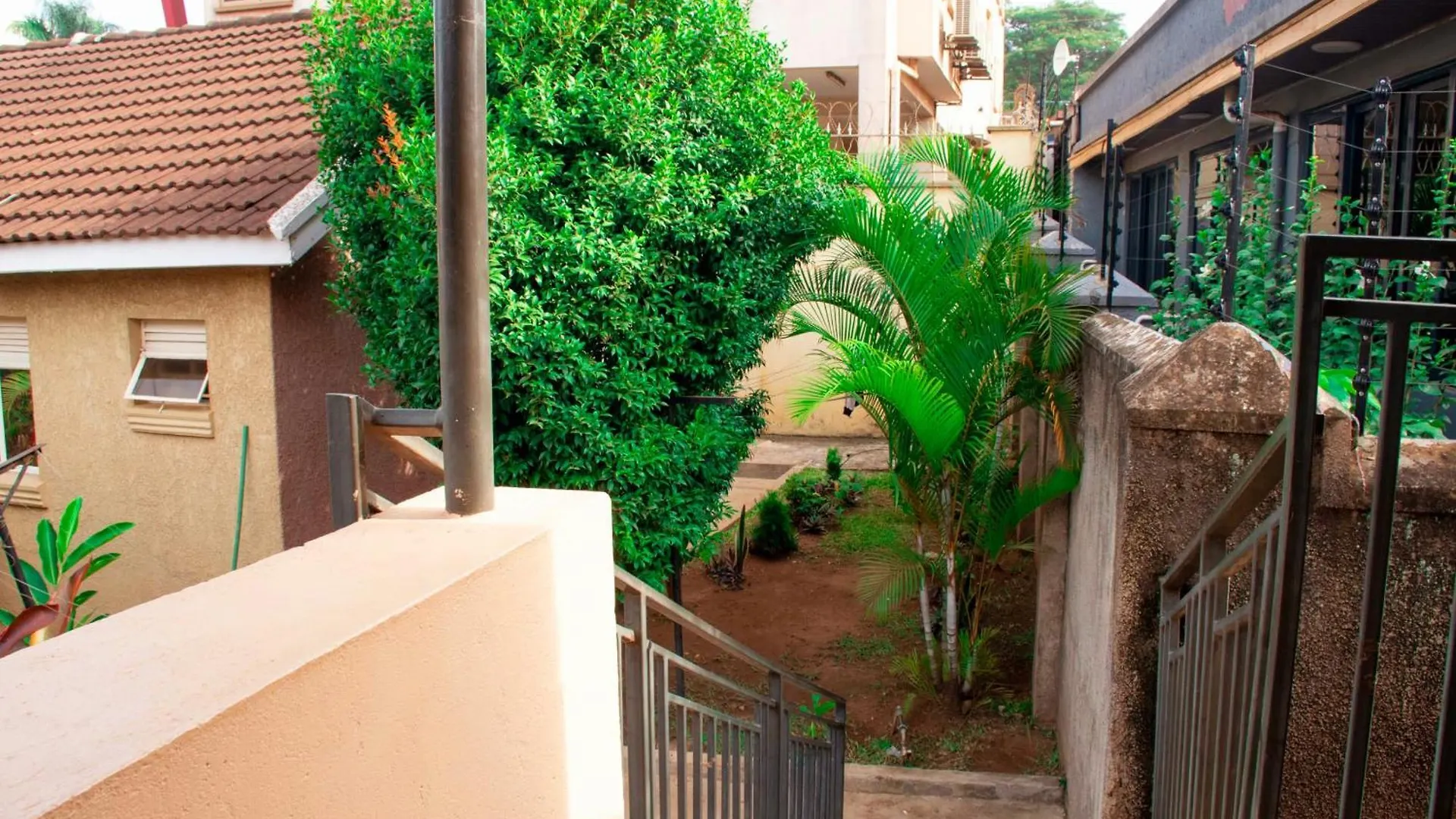 Tgs Homestay Nest Kampala Uganda